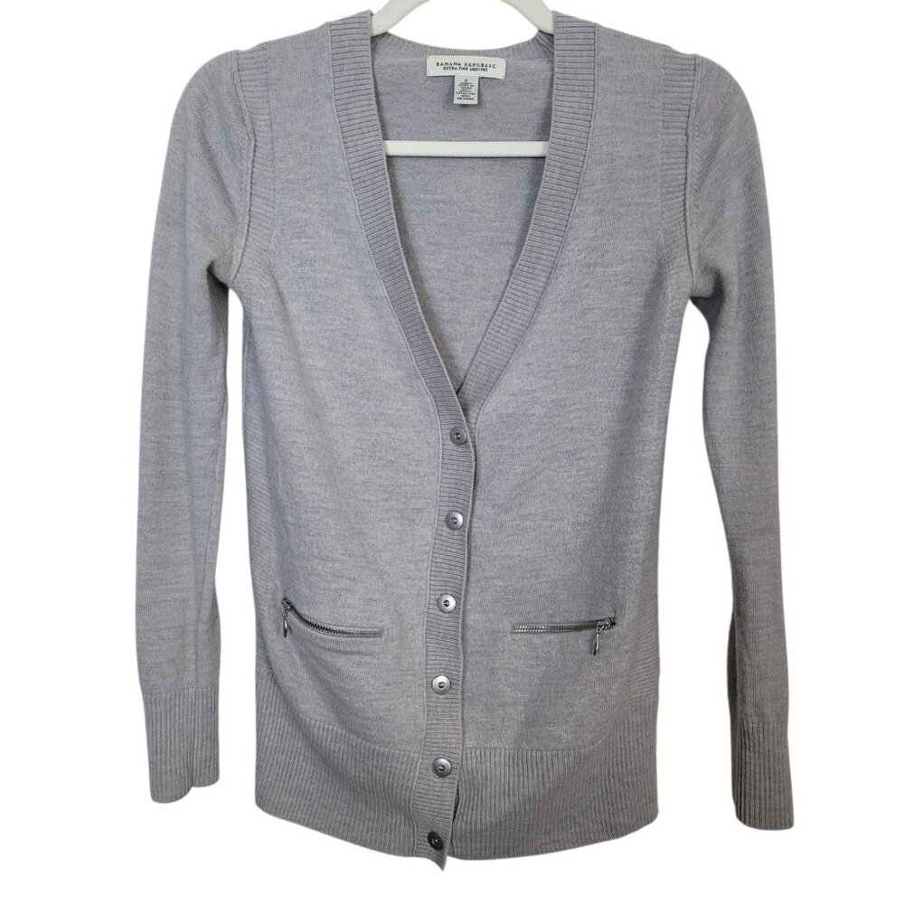 Banana Republic Extra Fine Merino Wool Grey V Neck Cardigan Sweater Women's Sm